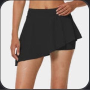 Halara - Mid-Rise 2-in-1 Side Pocket Asymmetric Skirt (Black) - NEW, no tags